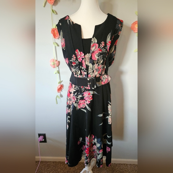 City Chic Vintage Style Fit and Flare Midi Dress Plus Size 20W - Picture 1 of 8